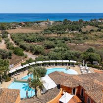 Jógové prázdniny s Markétou Svobodovou na Sardinii