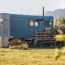 Jógový víkend s Petrou Špindlerovou v Organicfarm Soběsuky